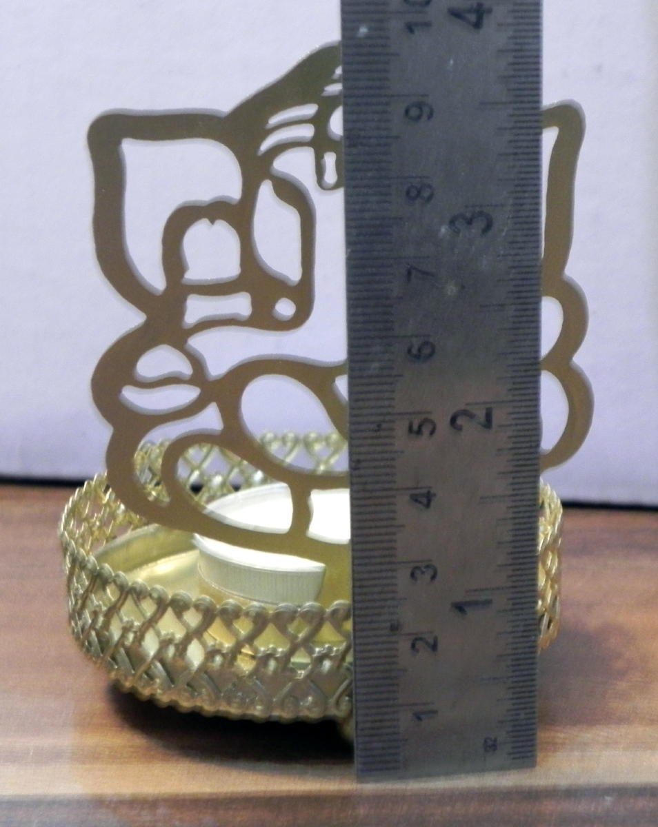 natural and artistic